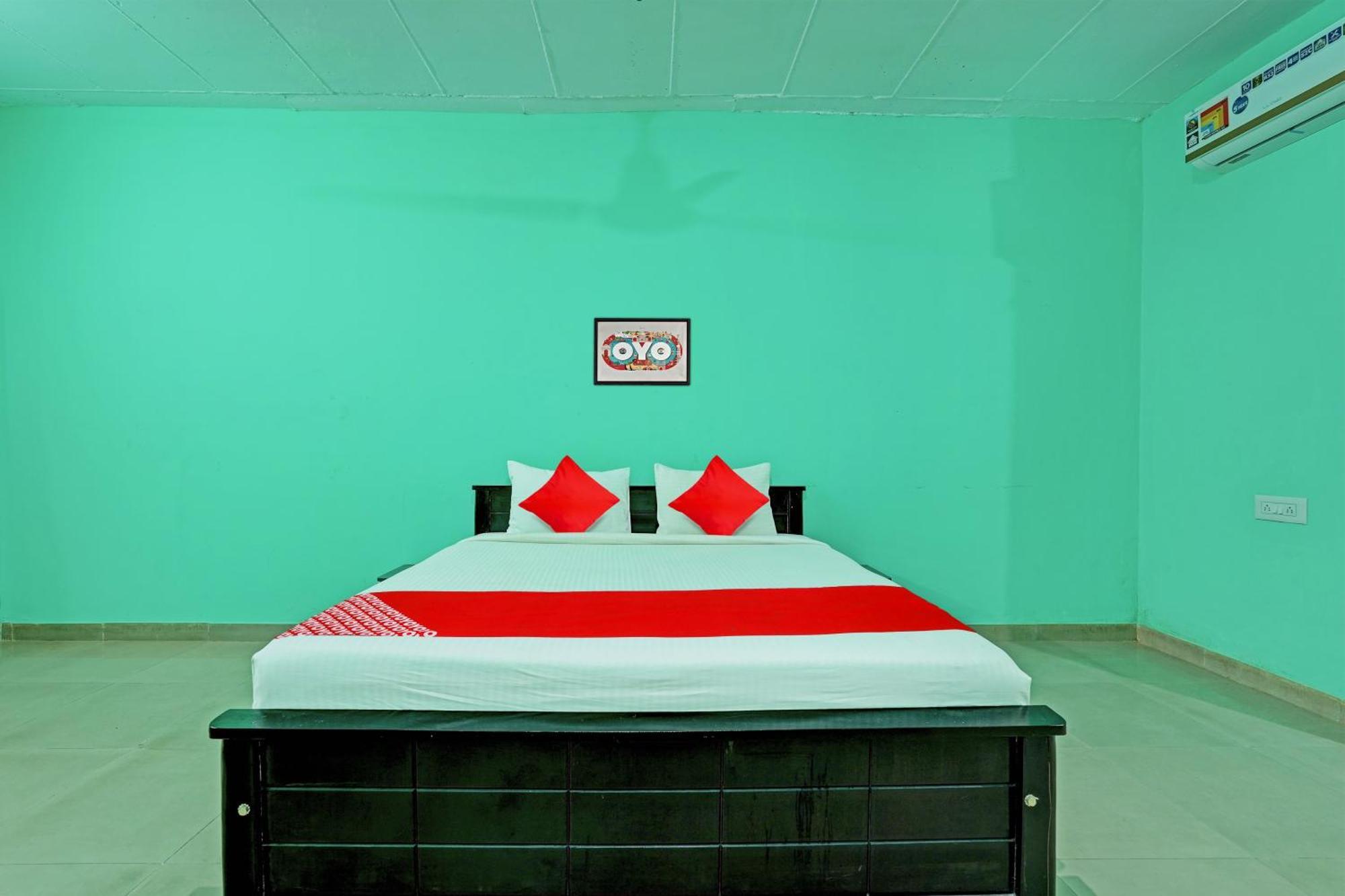 Super Collection O Druvi Corporate Hotel Kammasandra Bagian luar foto