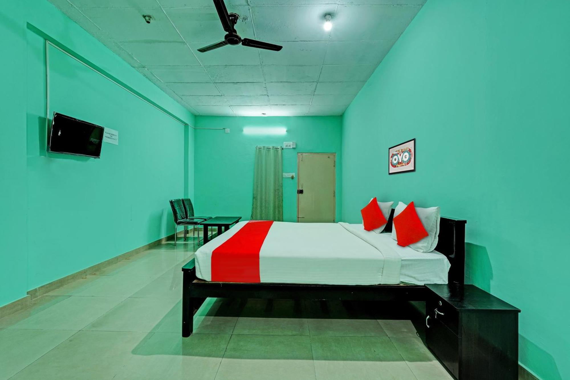 Super Collection O Druvi Corporate Hotel Kammasandra Bagian luar foto
