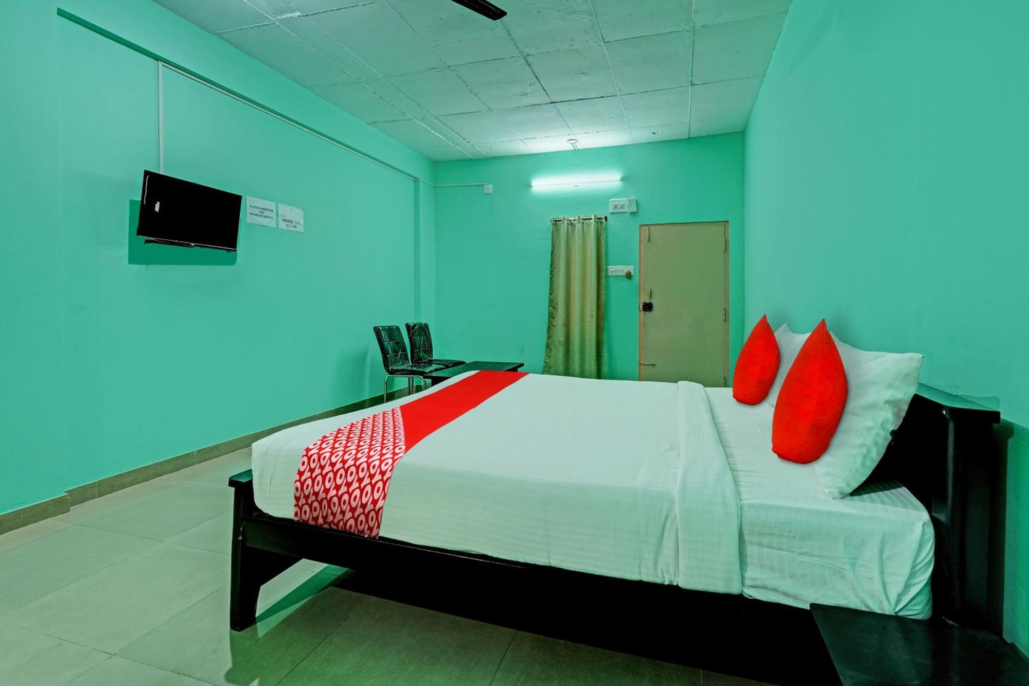 Super Collection O Druvi Corporate Hotel Kammasandra Bagian luar foto