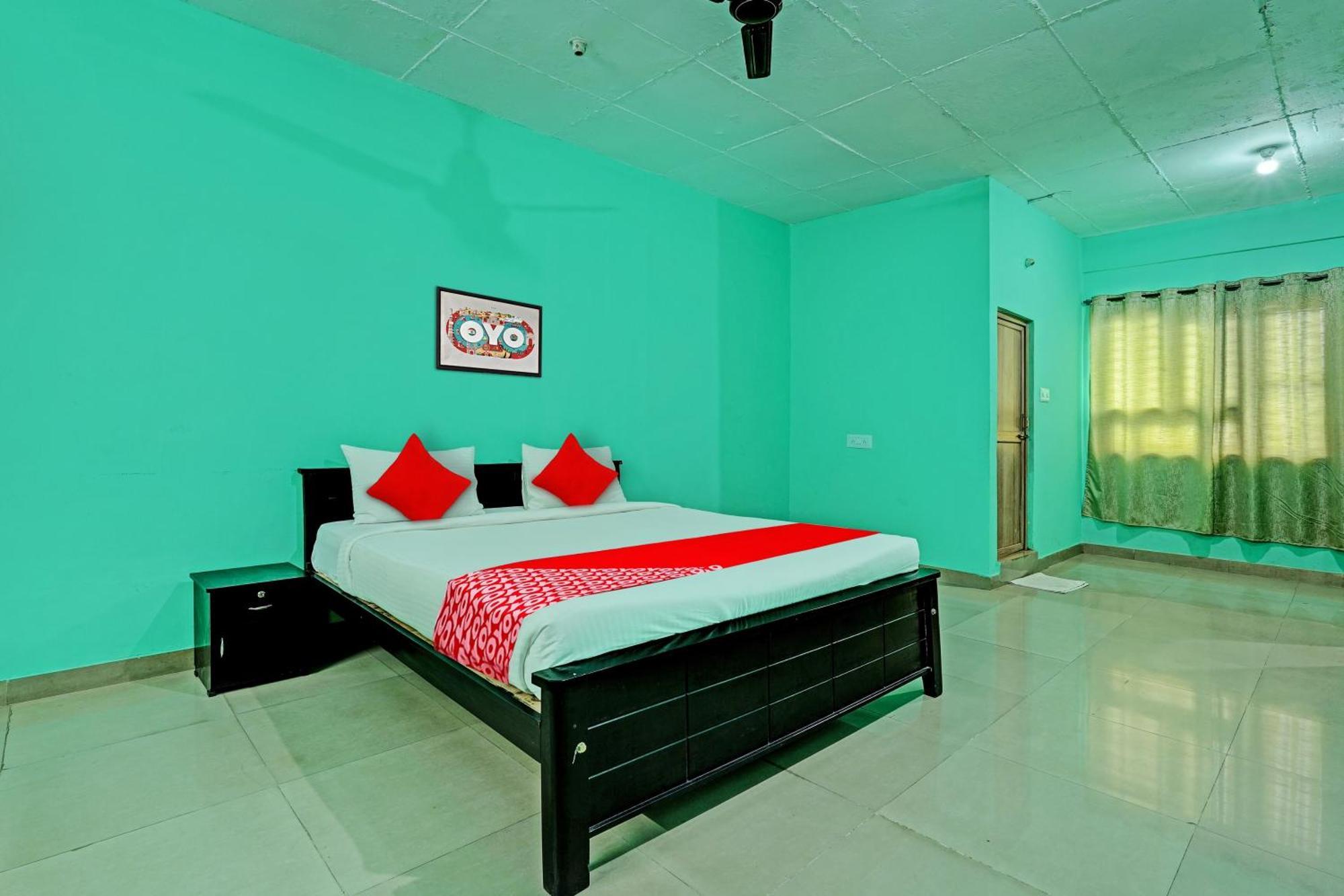 Super Collection O Druvi Corporate Hotel Kammasandra Bagian luar foto